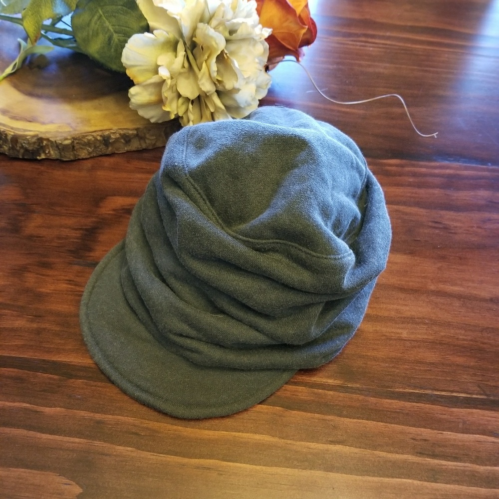 Urban Outfitters hat, beanie